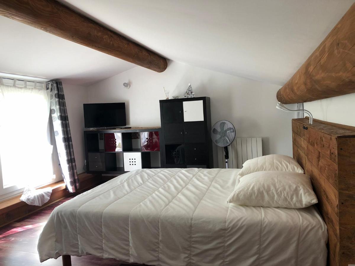 Apartamento L'Etang Des Cigales Uchaux Exterior foto